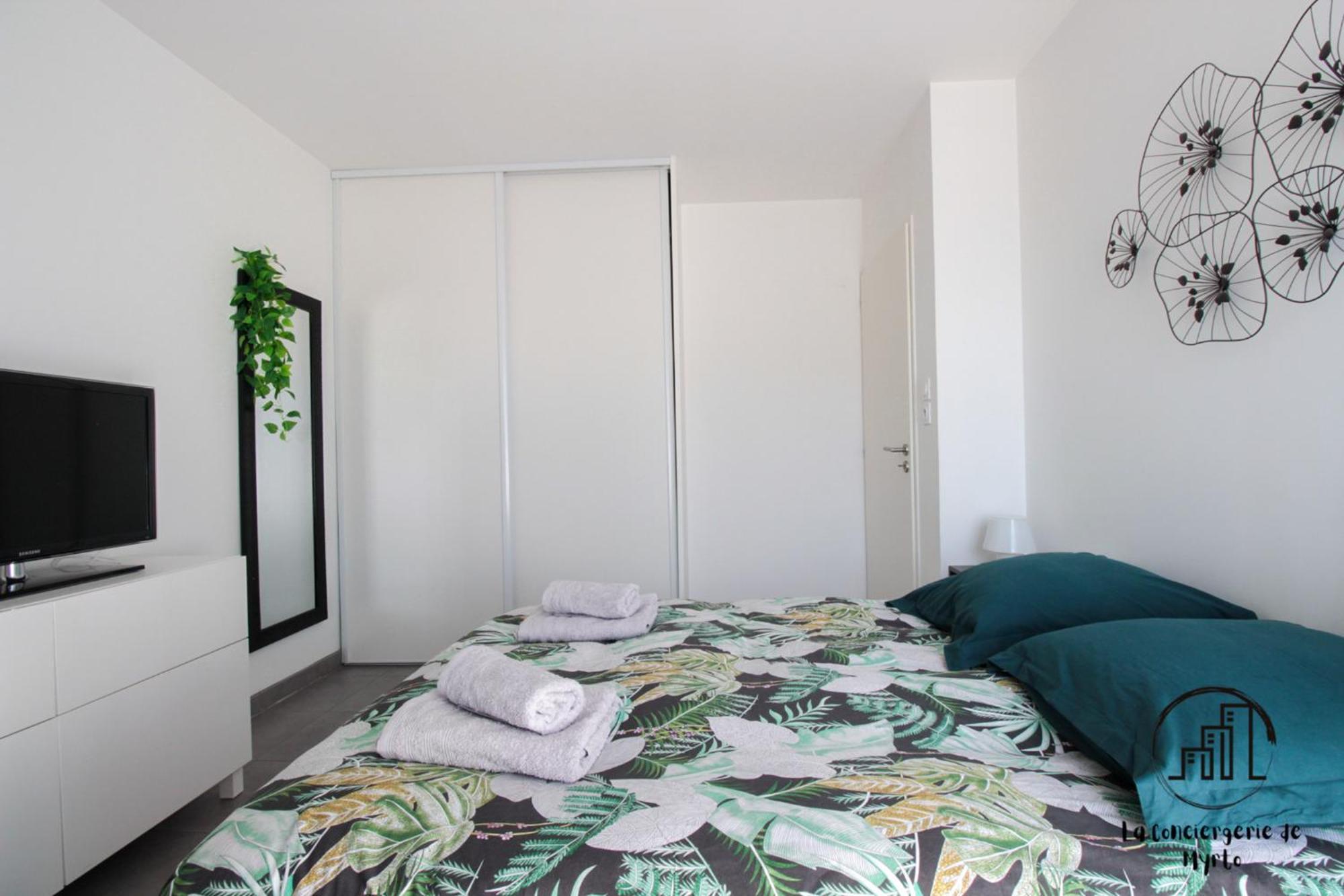 Urban Jungle Terrasse Clim Parking Apartment