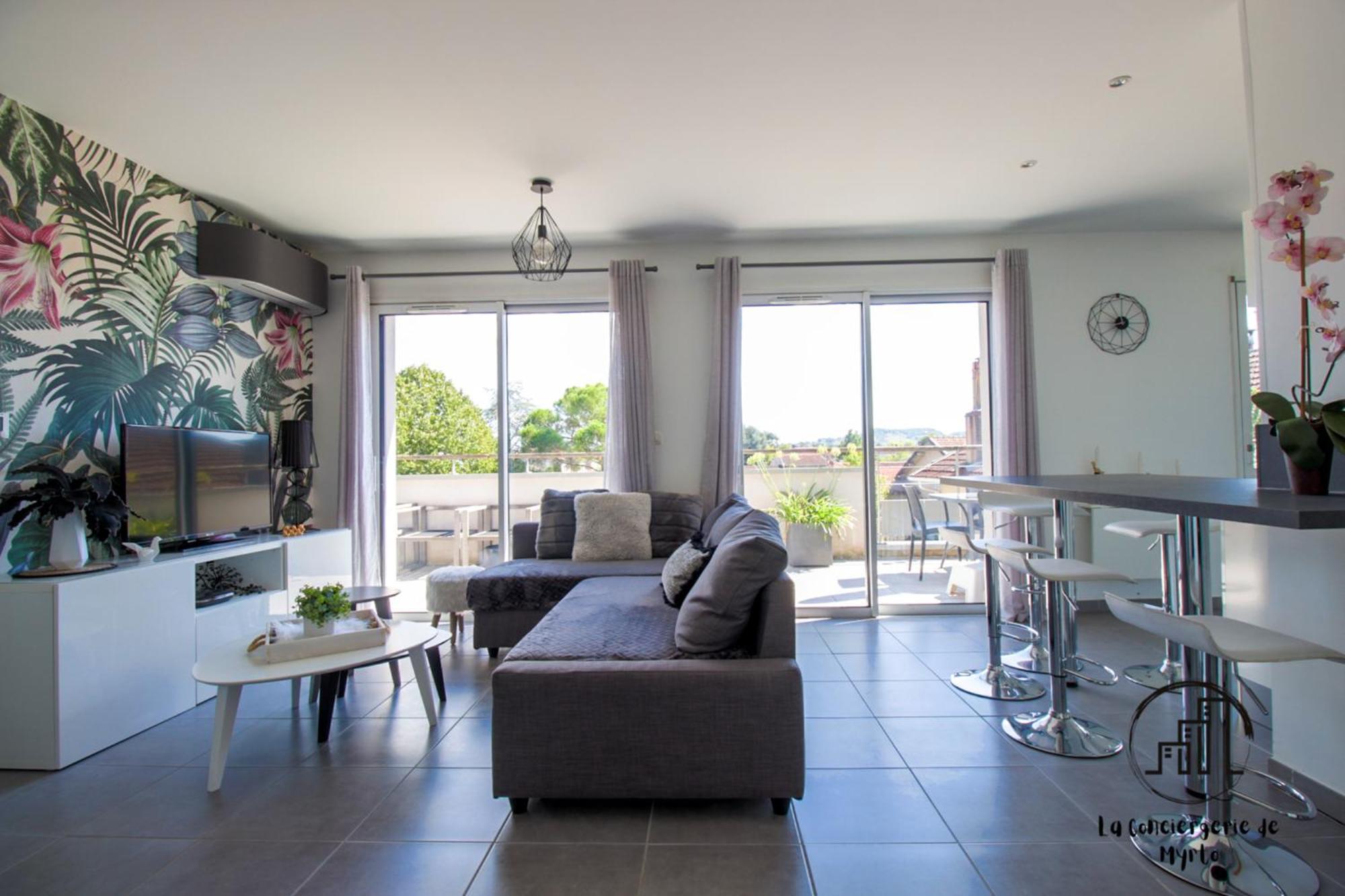 Urban Jungle Terrasse Clim Parking Apartment Albi